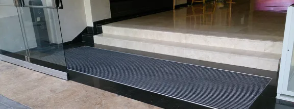 Tapis en aluminium, fonctionnalit et esthtique pour votre entreprise